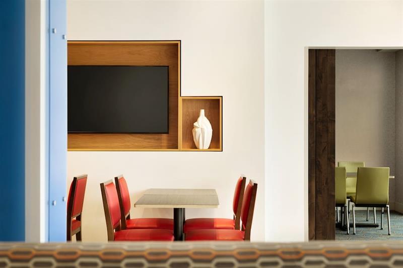 Holiday Inn Express & Suites - Painesville - Concord By Ihg Zewnętrze zdjęcie