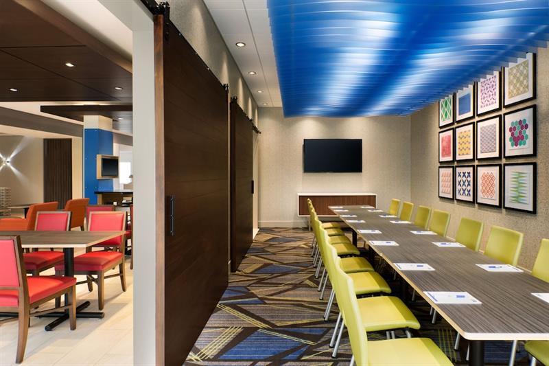 Holiday Inn Express & Suites - Painesville - Concord By Ihg Zewnętrze zdjęcie