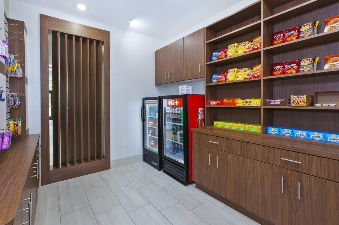 Holiday Inn Express & Suites - Painesville - Concord By Ihg Zewnętrze zdjęcie